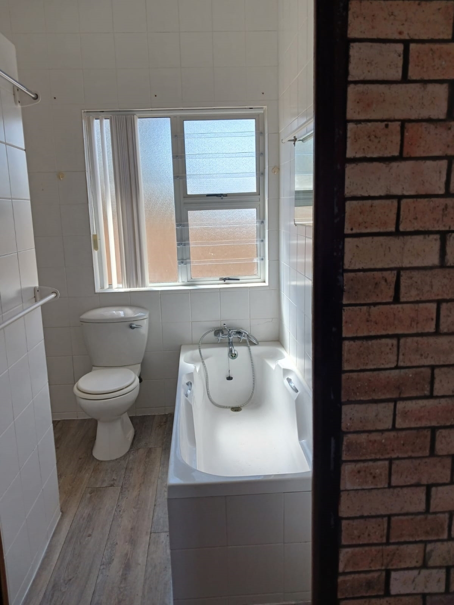 3 Bedroom Property for Sale in Stilbaai Wes Western Cape